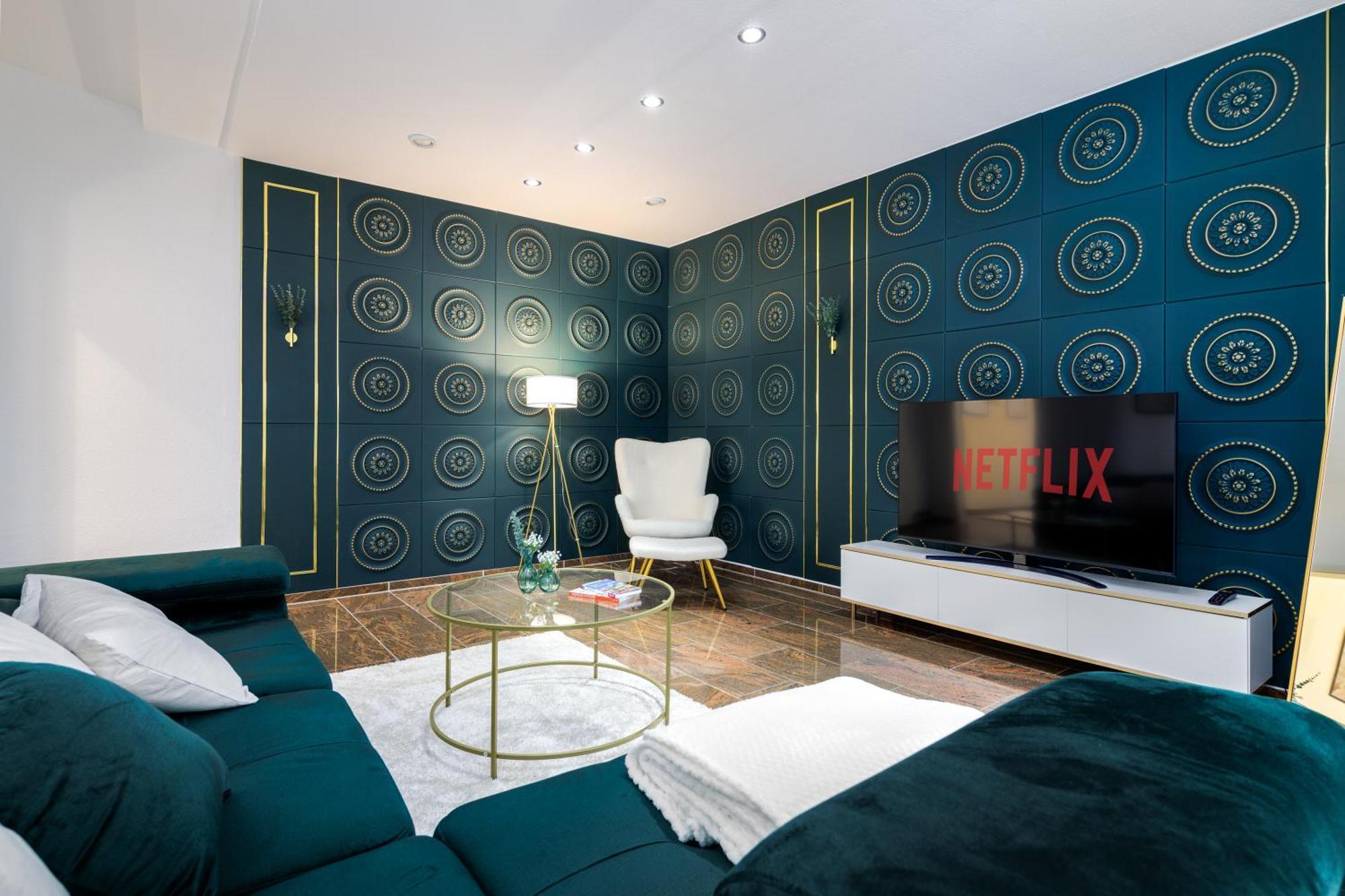 Highlife Apartment One Wiesbaden Wilhelmstrasse Buitenkant foto